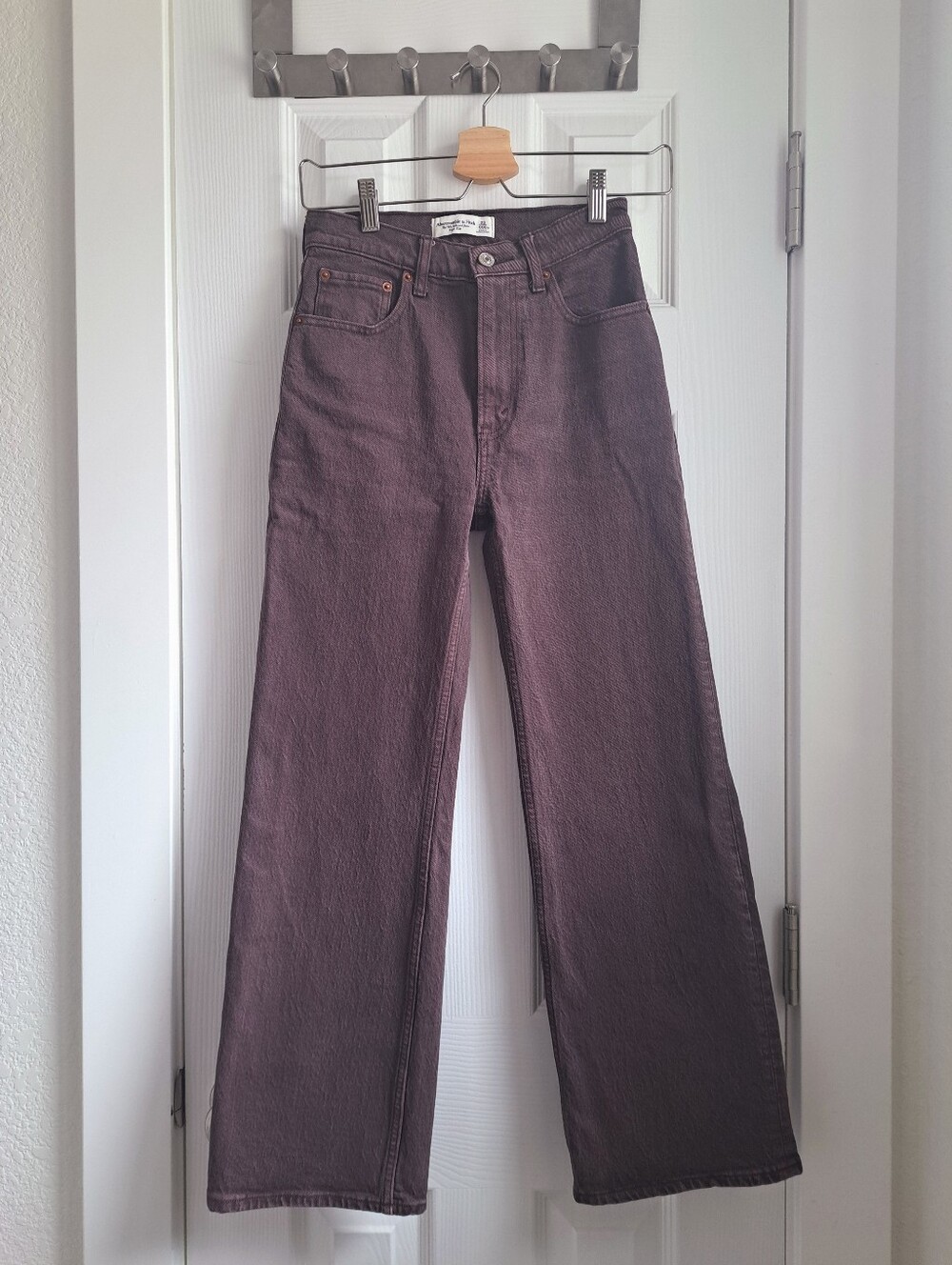 Abercrombie High Rise 90s Relaxed Jean 23 X-Short / 000 XS Brown - Picture 4 of 7